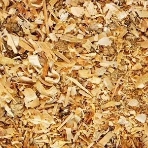 Хвойные опилки оптом в Омске и других различных марок заказать от 16 тонн